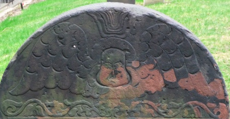 Carved angel of Trinity Church Cemetery  P1020451