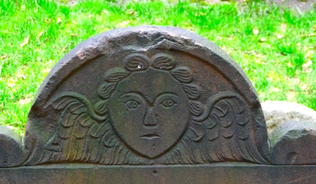 Carved angel of Trinity Church Cemetery  P1020493