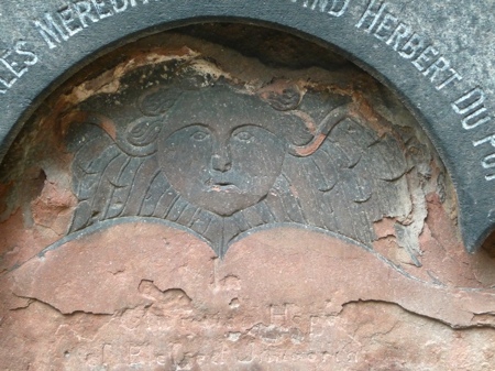 Carved angel of Trinity Church Cemetery  P1020548