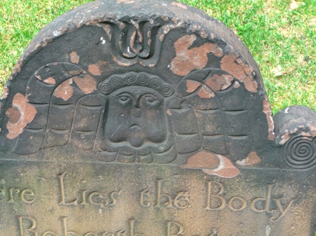 Carved angel of Trinity Church Cemetery  P1020550