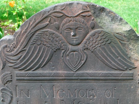 Carved angel of Trinity Church Cemetery  P1020566