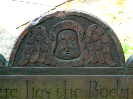 Carved angel of Trinity Church Cemetery  P1020600