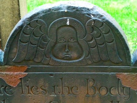 Carved angel of Trinity Church Cemetery  P1020616