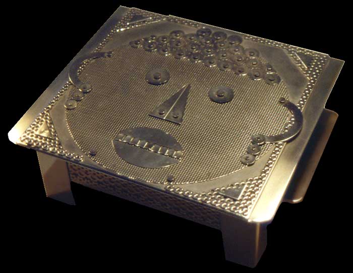 Stan Szwarc metal box: Collection of Rich Bowen