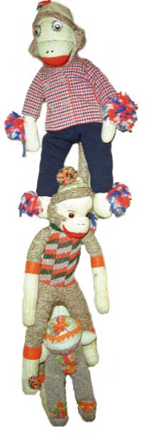 Line o' sock monkeys 21K JPG