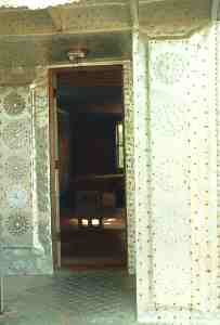 6/15K JPG of  doorway