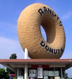 Randy's Donuts