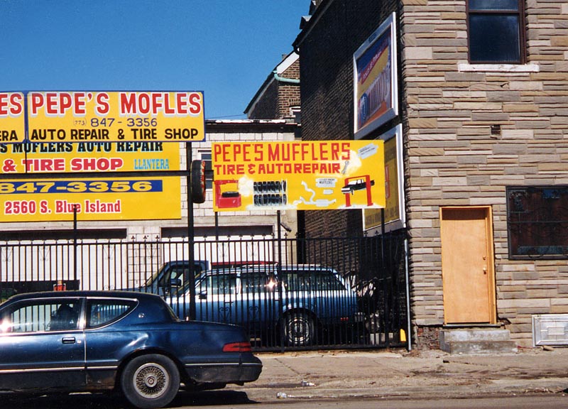 Roadside Art: Pepe's Mofles