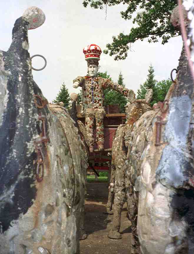 50K JPG of Fred Smith sculpture