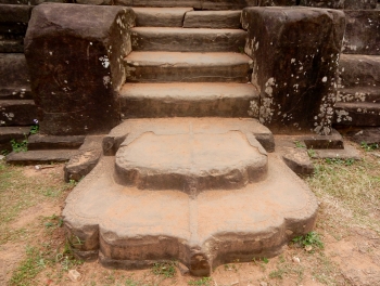 Bakong, 9th century, SIem Reap Bakong, 9th century, SIem Reap