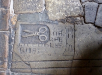 Cloister floor scissors, Barcelona Cathedral