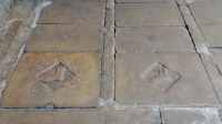 Cloister floor shoes, Barcelona Cathedral