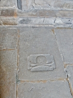 Cloister floor skull, Barcelona Cathedral