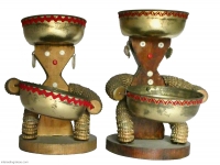 Very simple seated bottle-cap couple - vernacular art