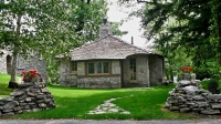 Earl Young Mushroom house, 2004, Charlevoix, Michigan