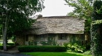 Earl Young Mushroom house, 2004, Charlevoix, Michigan
