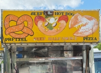 Hand-painted holdout near the National Mall