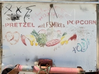 Unique styles on this D.C. food wagon that's seen better days