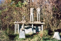 Estes Kefauver, Patrick Henry, John and Robert Kennedy. The first three figures were built in 1963. RFK was added in 1969. The projecting structure held the Liberty Bell. E.T. Wickham Site, 1993.