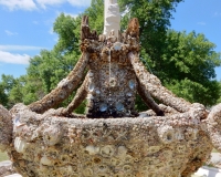 Centerpiece detail. Father Paul Dobberstein's Fay's Fountain, Humboldt, Iowa. 1918, restored 2011