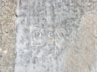 D&S. Chicago lakefront stone carvings, between Foster Avenue and Montrose. 2018 D&S. Chicago lakefront stone carvings, between Foster Avenue and Montrose. 2018