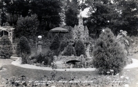 Castle at Ak-Sar-Ben Gardens near Aitkin, Minnesota, postcard