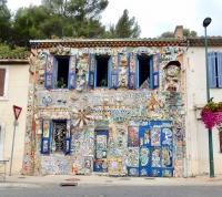 The House of She Who Paints, Danielle Jacqui's environment northeast of Marseille. The House of She Who Paints, Danielle Jacqui's environment northeast of Marseille.