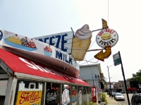 Multi-part food stand extravaganza at Shelly's Tasty Freeze, Lincoln Avenue at Winona