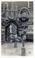 Entrance to Little Bit O' Heaven, Davenport, Iowa, postcard