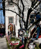 Wild fashion nativity scene, Chicago