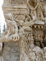 Creature, Le Palais Idéal du Facteur Cheval, Hauterives, France Creature, Le Palais Idéal du Facteur Cheval, Hauterives, France