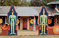 Side entrance to the compound, St. Eom's Pasaquan, 2016