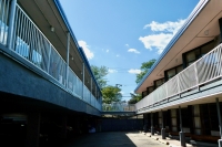 Rodeway Inn, Lincoln Avenue near Peterson