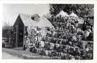 Peterson's Rock Garden, between Bend and Redmond, Oregon, postcard