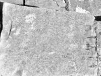 Autograph rock: Alex, Mike, Jerry, Tom, Tex, J.F. and others. Level 5. Chicago lakefront stone carvings, Promontory Point. 2018 Autograph rock: Alex, Mike, Jerry, Tom, Tex, J.F. and others. Level 5. Chicago lakefront stone carvings, Promontory Point. 2018