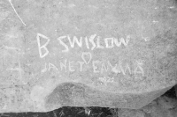 Bswislow hearts Janet Emma, detail, made during the Oct. 9, 2022, Promontory Point carving workshop. Level 5. Chicago Lakefront stone carvings, Promontory Point. 2022