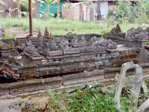 Temple models and stonework, across the road from Preah Koh, Siem Reap