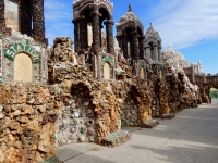 Father Paul Dobberstein's Grotto of the Redemption, West Bend, Iowa, 1912-1954