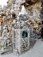 Father Paul Dobberstein's Grotto of the Redemption, West Bend, Iowa, 1912-1954