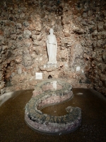 The Ten Commandments, Father Paul Dobberstein's Grotto of the Redemption, West Bend, Iowa, 1912-1954 The Ten Commandments, Father Paul Dobberstein's Grotto of the Redemption, West Bend, Iowa, 1912-1954
