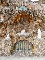 Father Paul Dobberstein's Grotto of the Redemption, West Bend, Iowa, 1912-1954