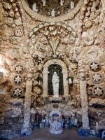 Trinity Grotto, Father Paul Dobberstein's Grotto of the Redemption, West Bend, Iowa, 1912-1954 Trinity Grotto, Father Paul Dobberstein's Grotto of the Redemption, West Bend, Iowa, 1912-1954