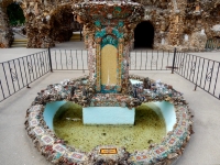 Father Paul Dobberstein's Grotto of the Redemption, West Bend, Iowa, 1912-1954