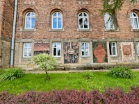 The Jan Matejko High School of Fine Arts in Nowy Wiśnicz has a wonderfully decorated facade