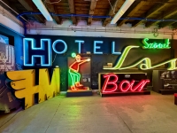 Warsaw Neon Museum