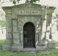 Rosehill mausoleum: Gerhard Foreman (1823-1897) and Hannah Greenebaum Foreman (1836-1886)