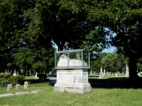 Rosehill grave: Frances Pearce Stone and her infant daughter Rosehill grave: Frances Pearce Stone and her infant daughter