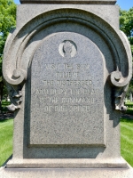 Rosehill memorial: 1929 Odd Fellows Monument