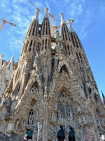 Front facade, Antoni Gaudí's Sagrada Família, Barcelona