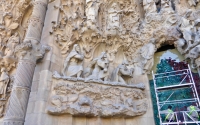 Front facade detail and repair work, Antoni Gaudí's Sagrada Família, Barcelona